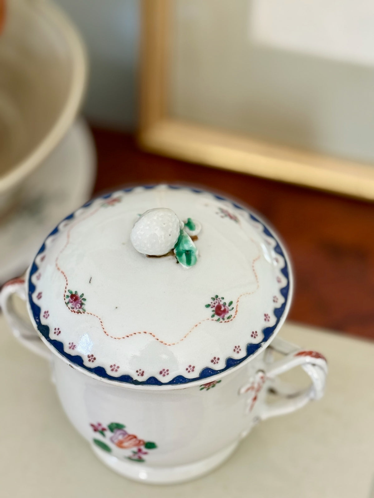 18th Century Chinese Export Sugar Bowl